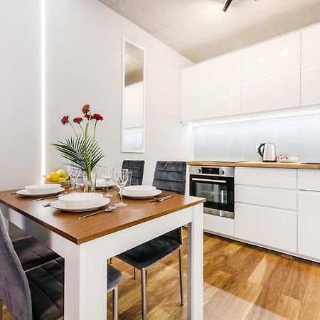 Smart Rental Management Apartments - City Center Wroclaw Dış mekan fotoğraf